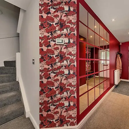 Rothwell Gardens بيت للعطل *